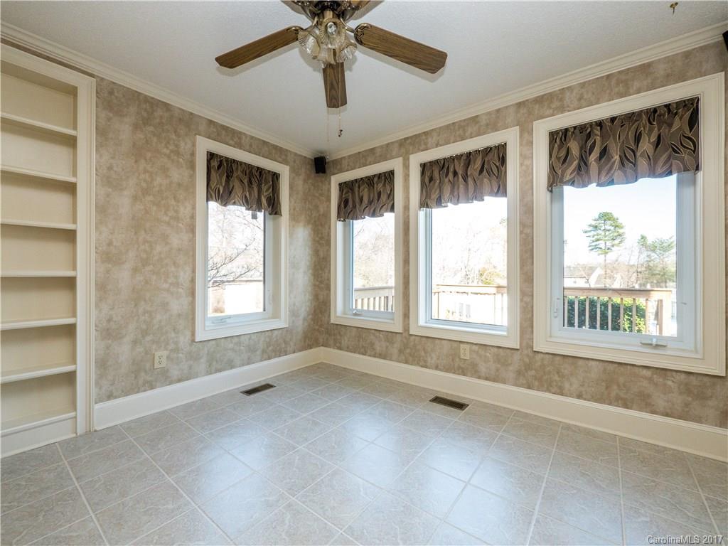 Serene Lake - Residential