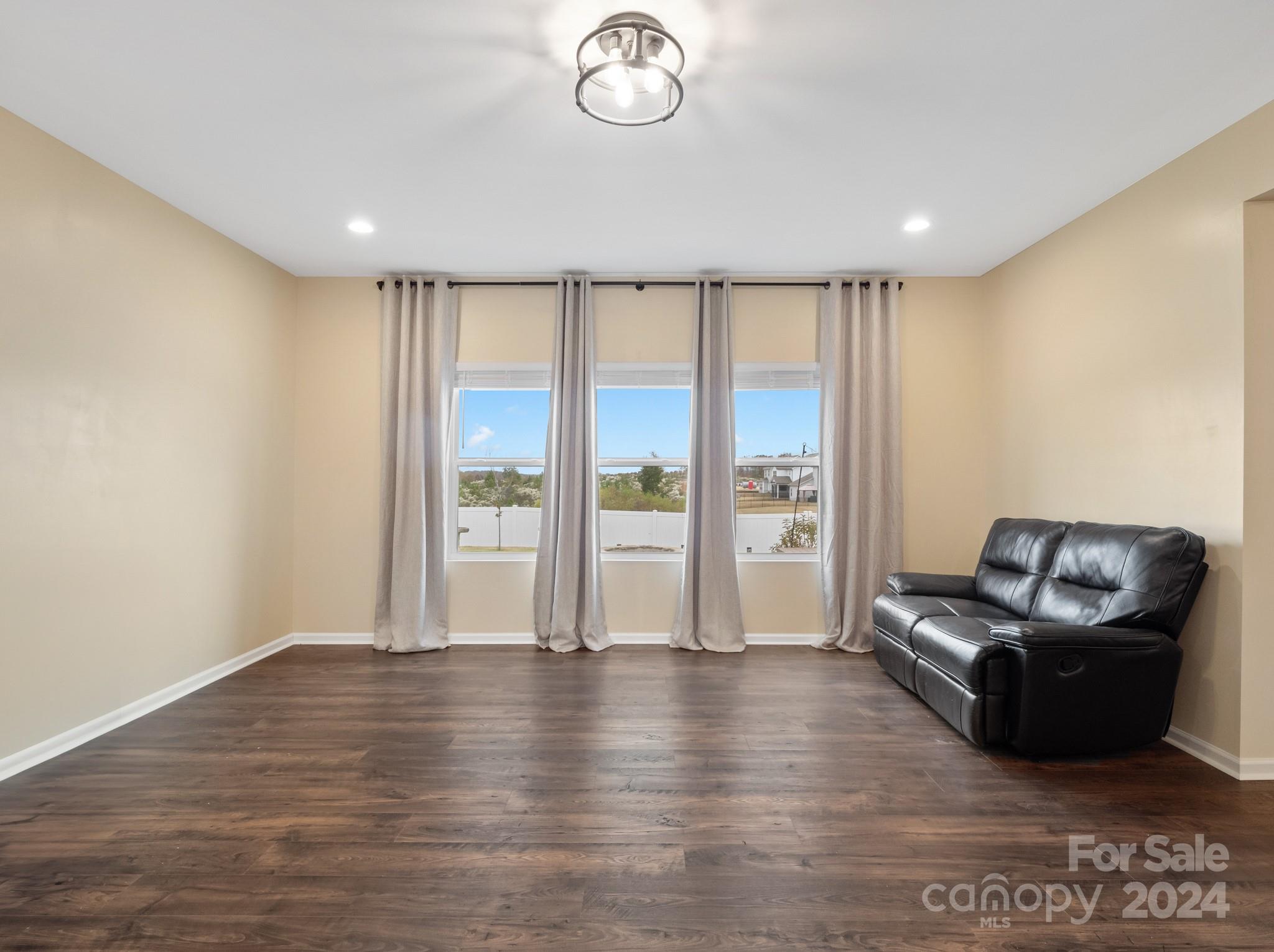 Whispering Hills - Residential