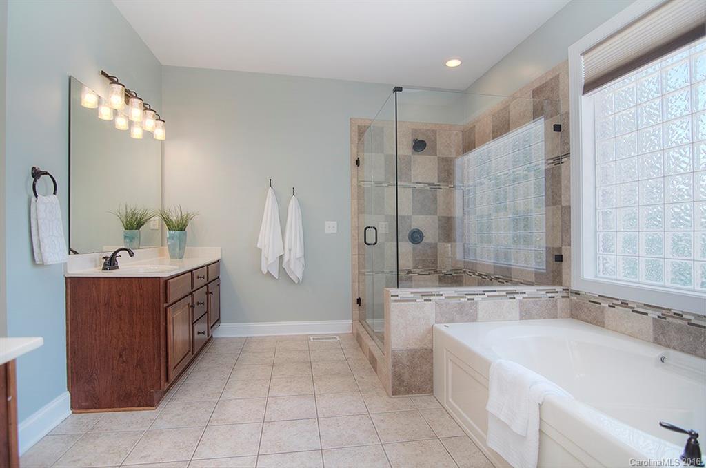 Lake Shore - Residential