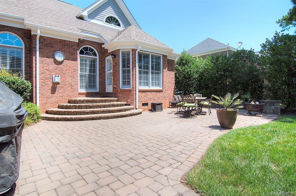 Lake Shore - Residential