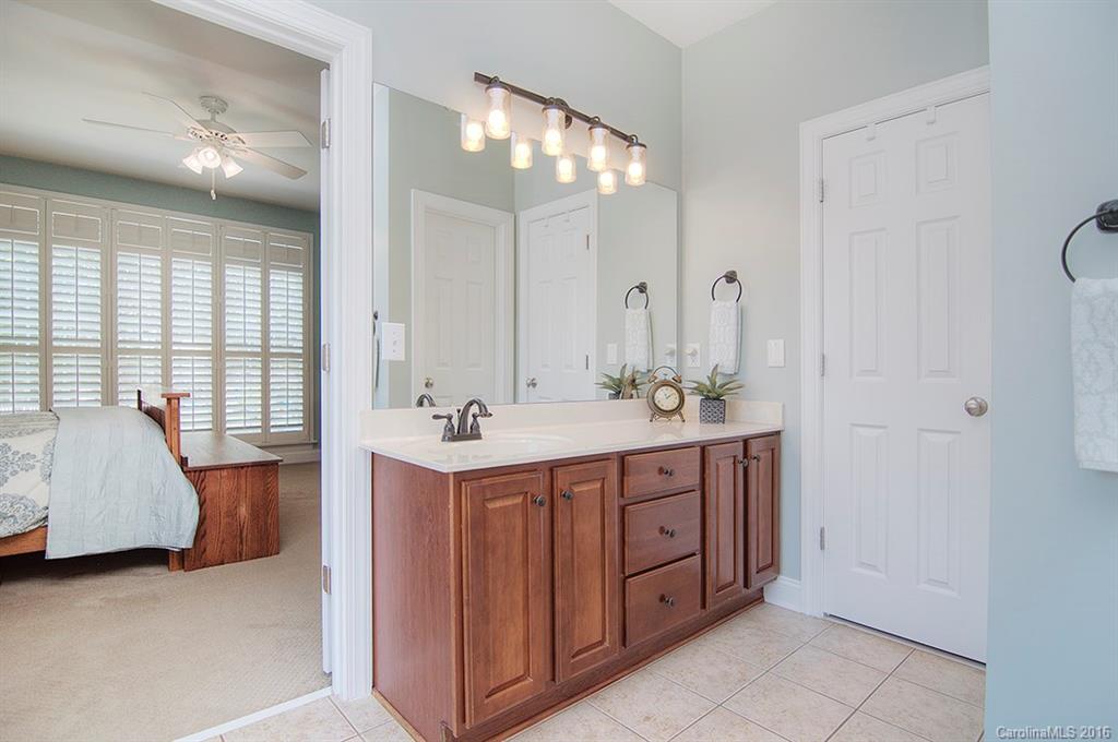 Lake Shore - Residential