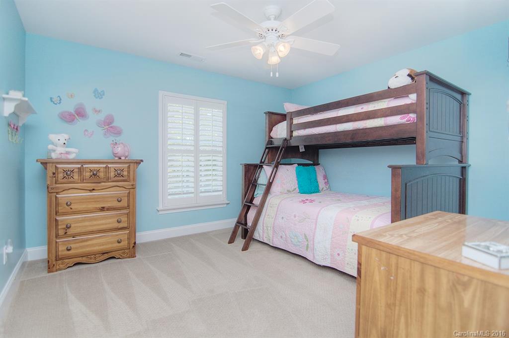 Lake Shore - Residential