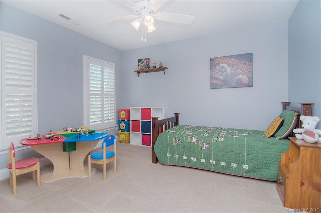 Lake Shore - Residential