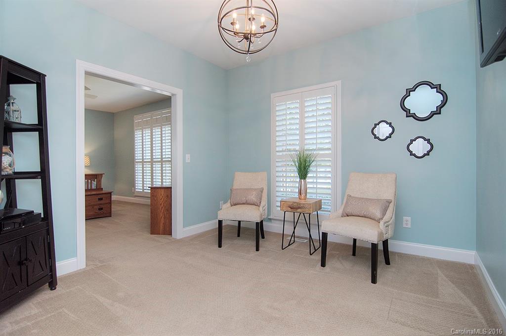 Lake Shore - Residential