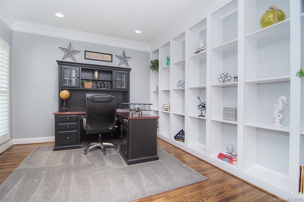 Lake Shore - Residential