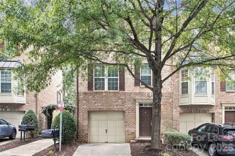 Photo of 261 Lincoln Street, Charlotte, NC 28203 (MLS # 4439140)