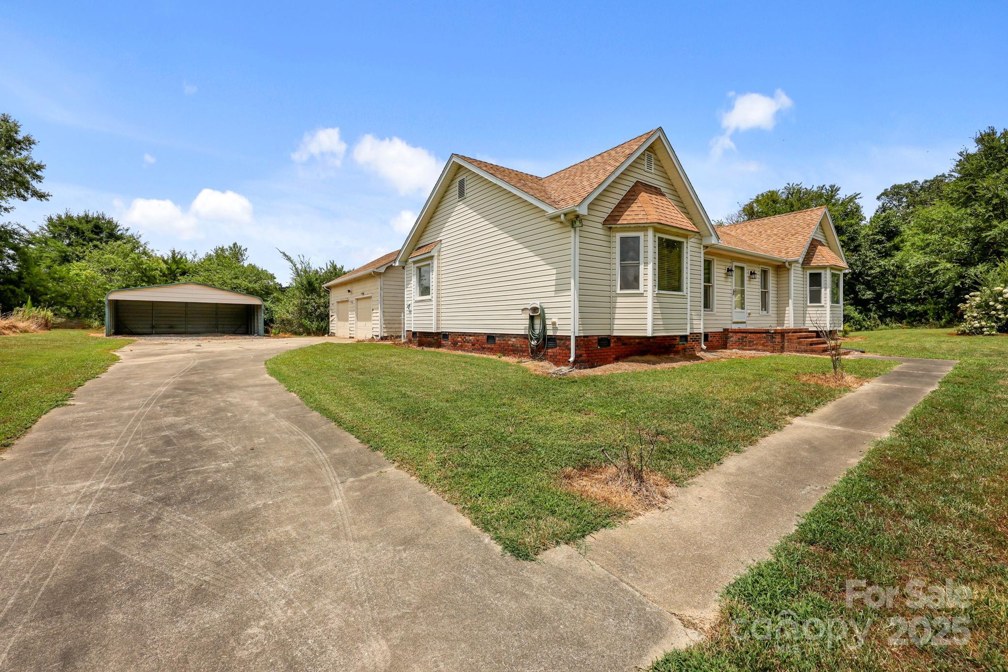 26565 Red Barn Trail