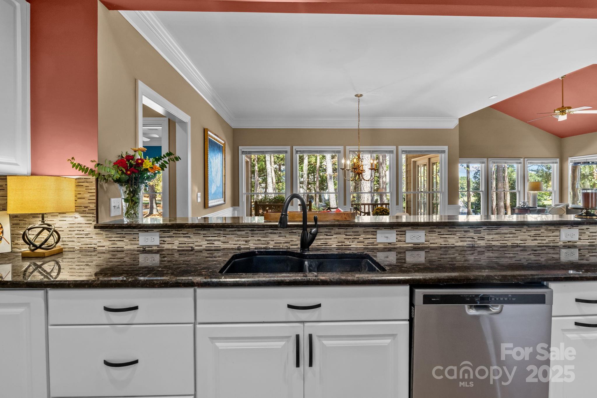 The Peninsula - Residential