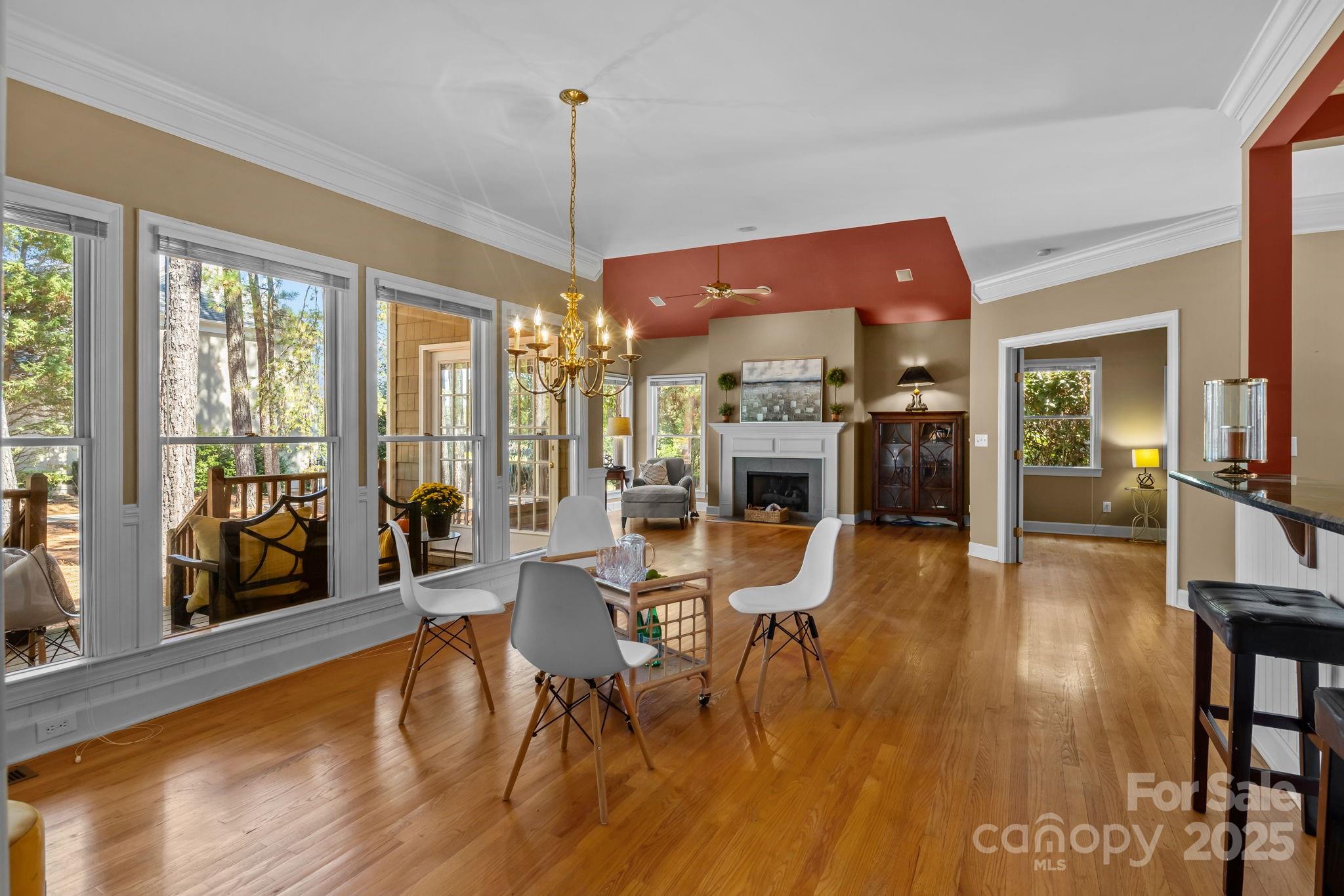 The Peninsula - Residential