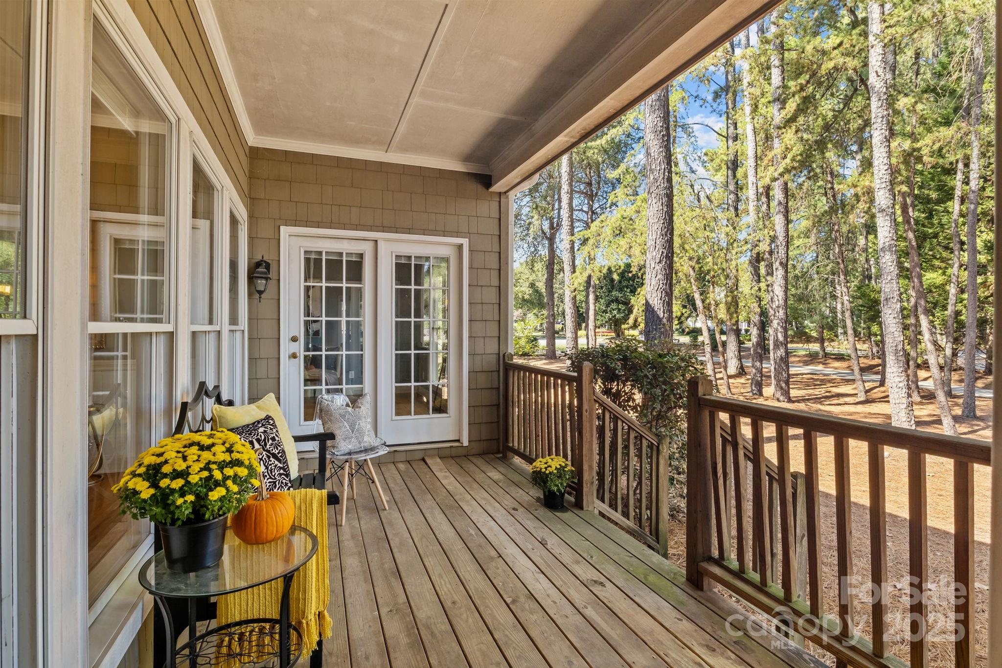 The Peninsula - Residential