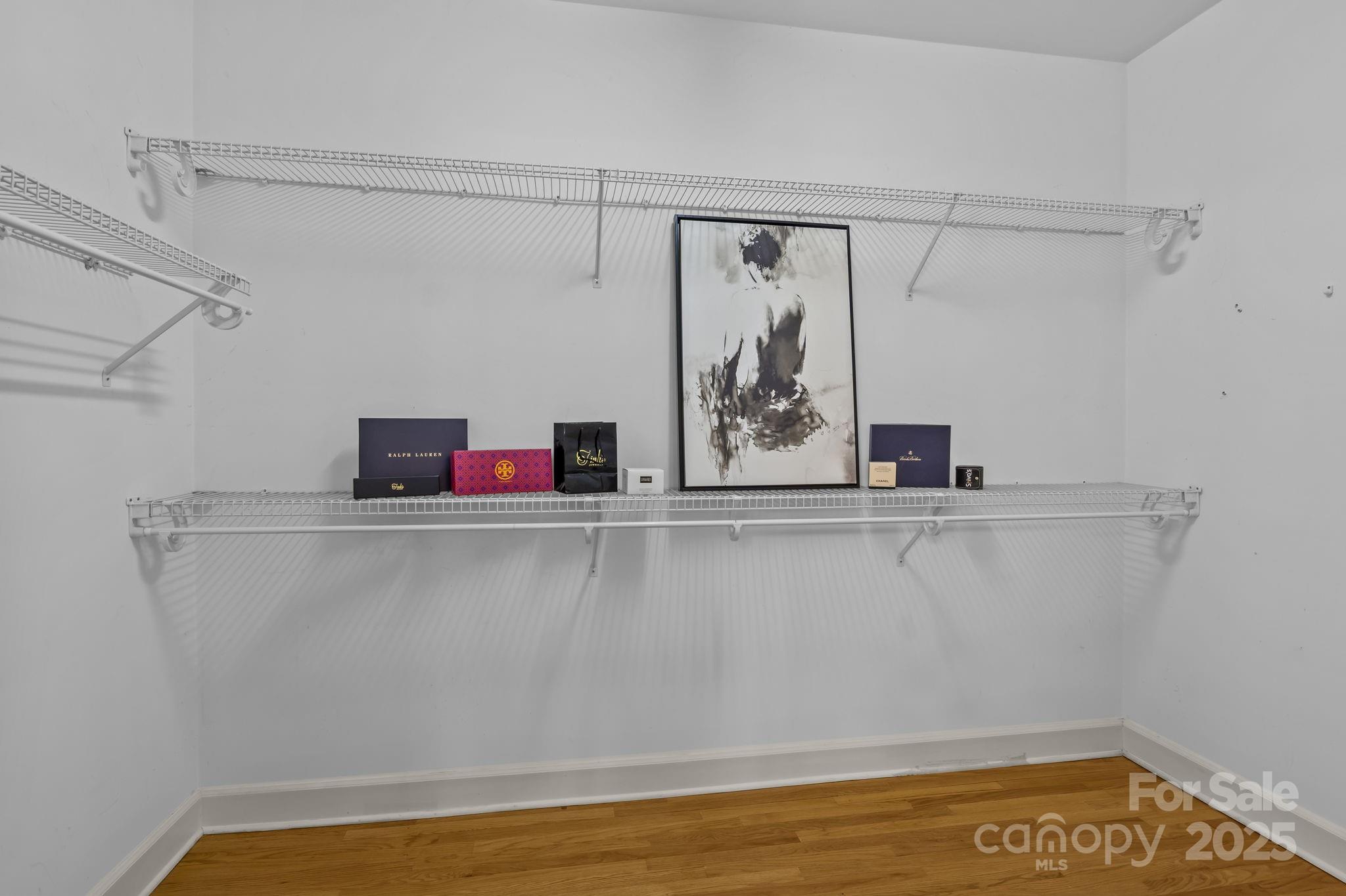 The Peninsula - Residential