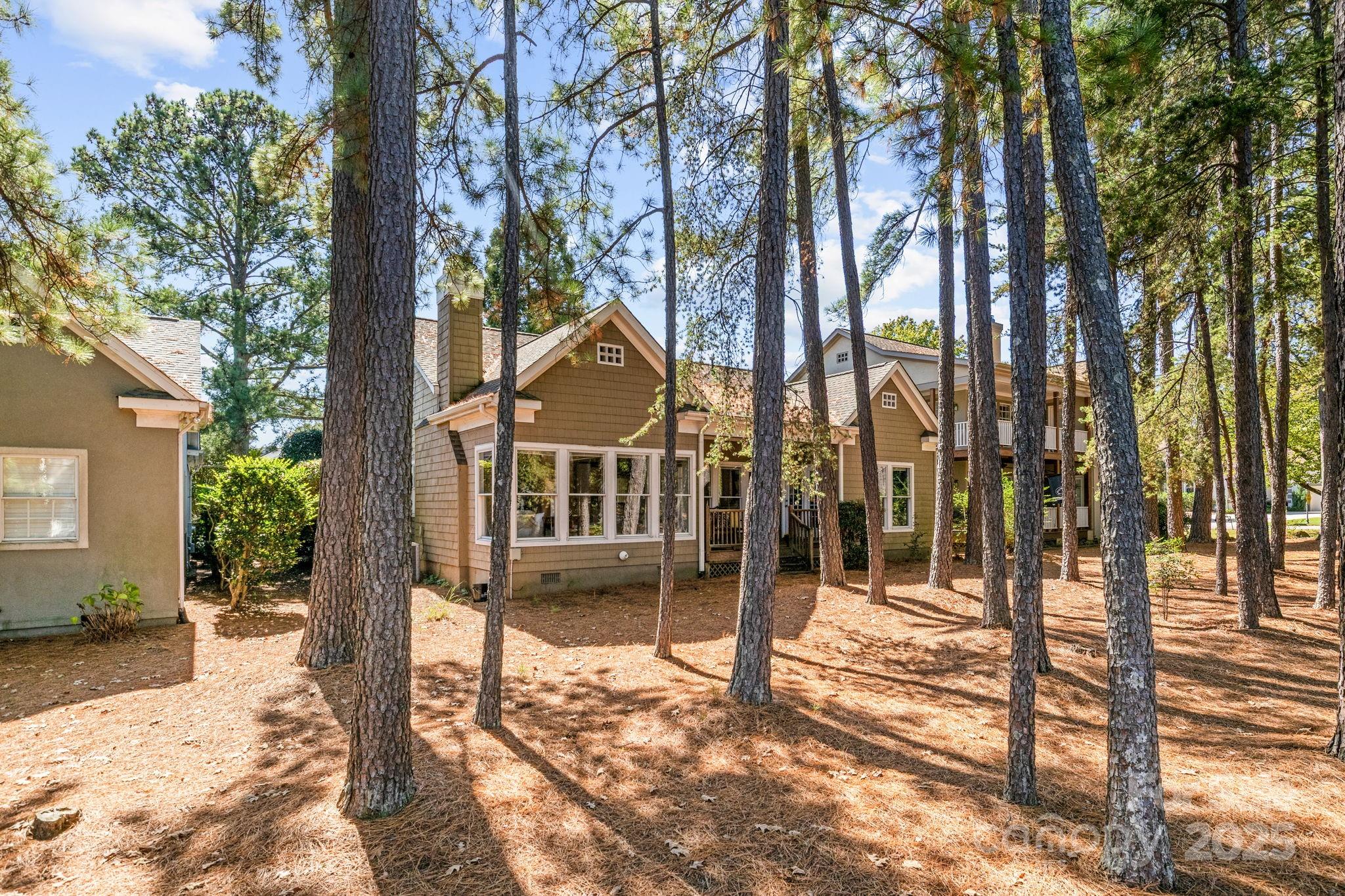 The Peninsula - Residential