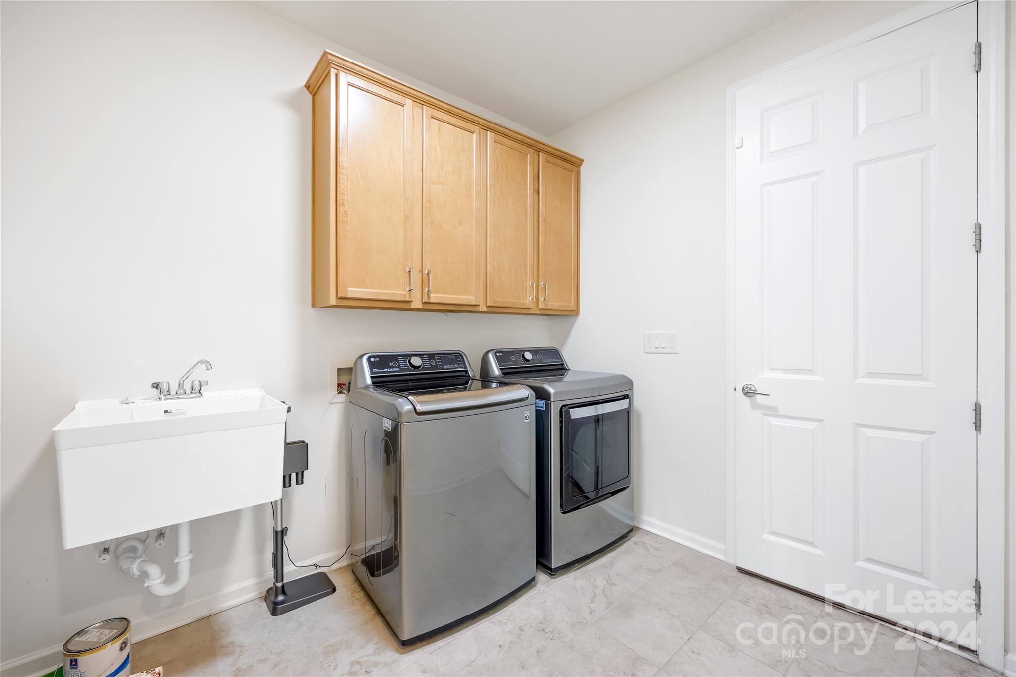 The Overlook at Barber Rock - Residential Lease