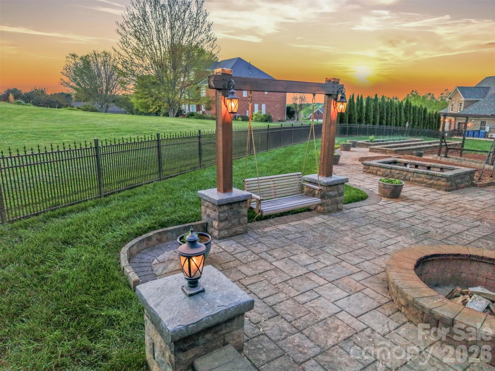 Rock Barn - Residential