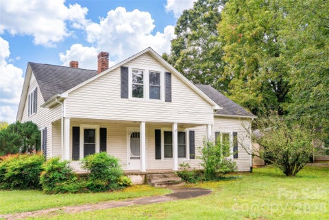 Photo of 1173 Piedmont Road, Morganton, NC 28655 (MLS # 4429263)