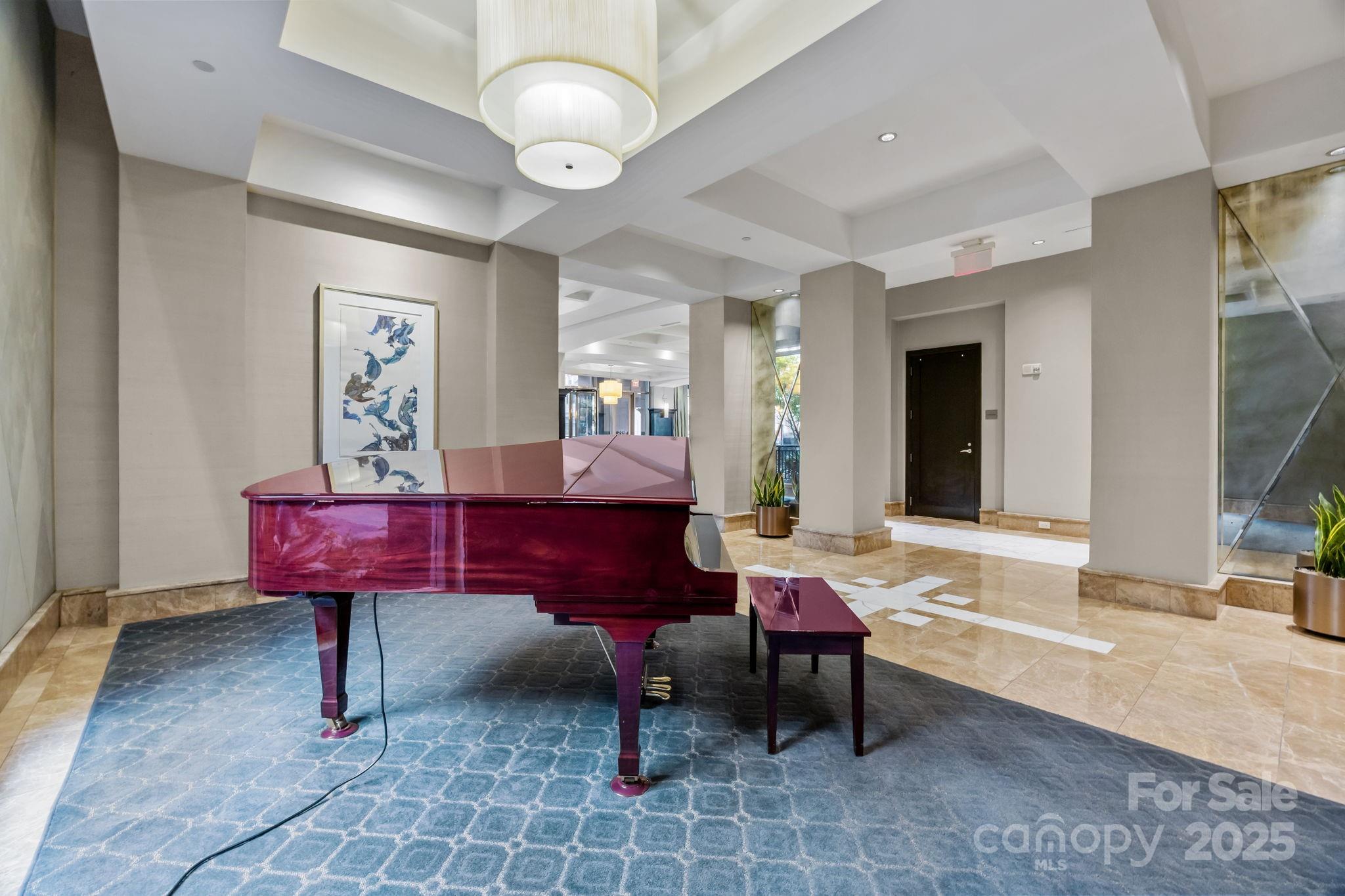 230 S Tryon Street 908