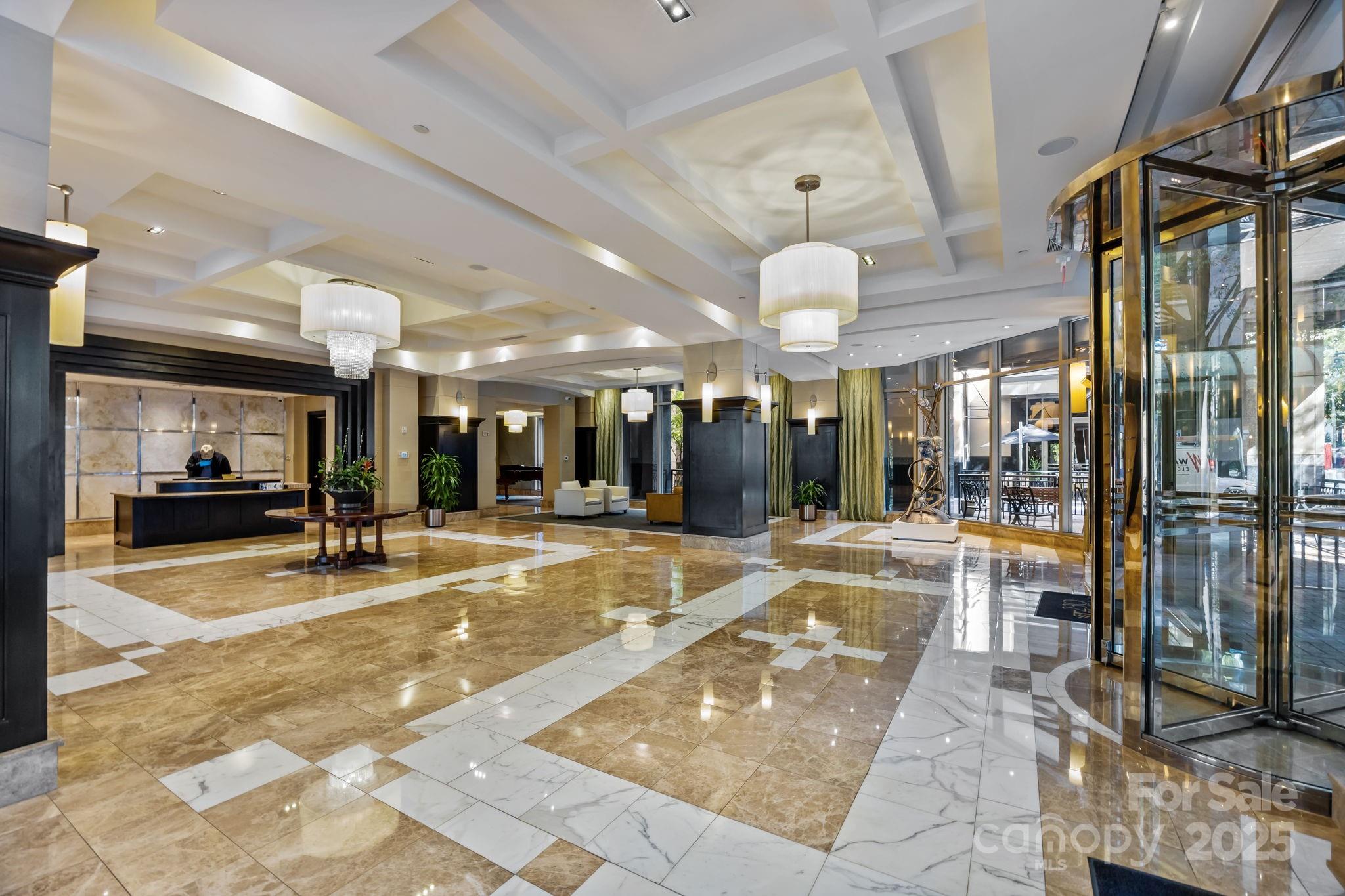 230 S Tryon Street 908