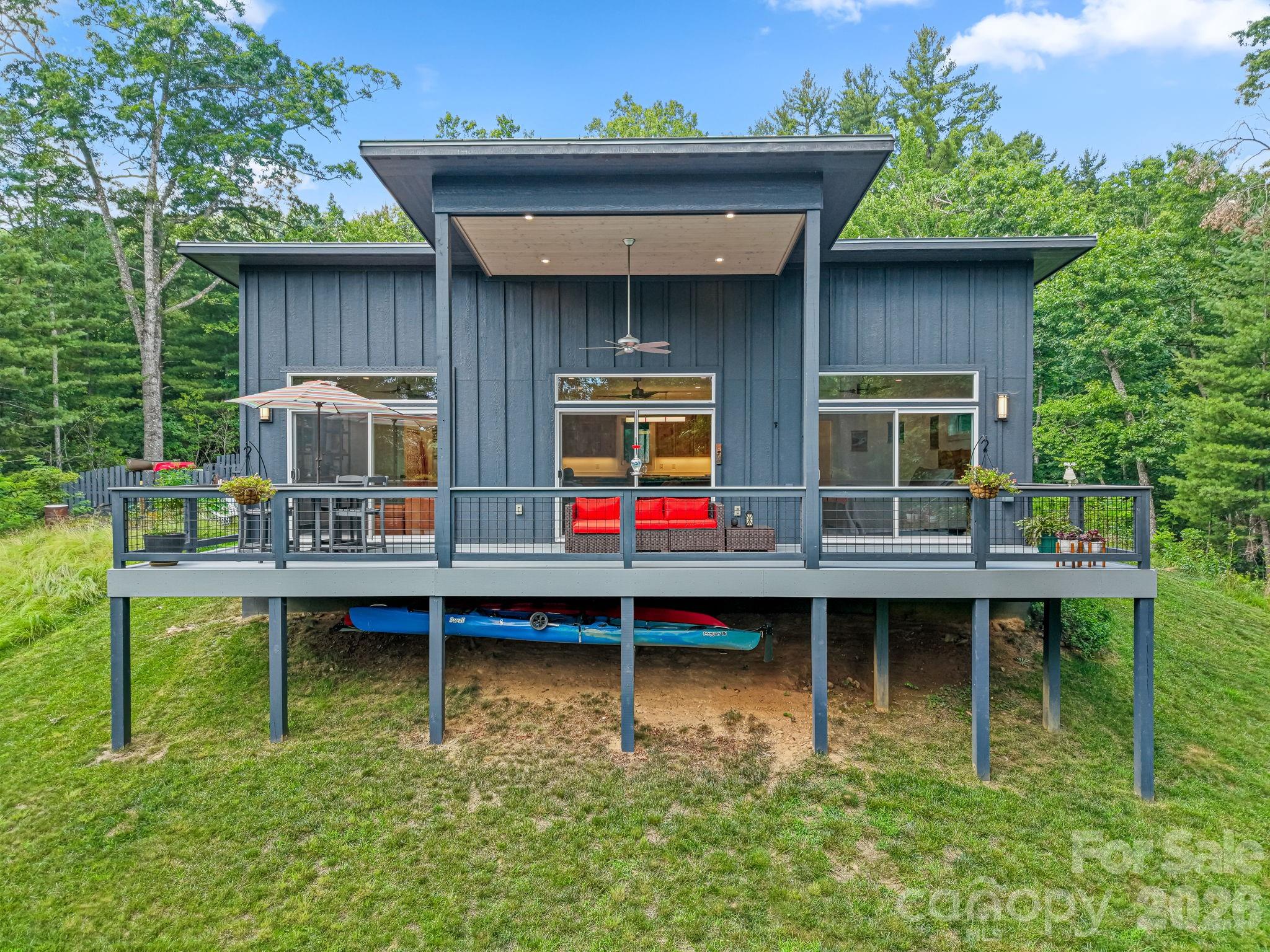 337 Leatherbreeches Drive