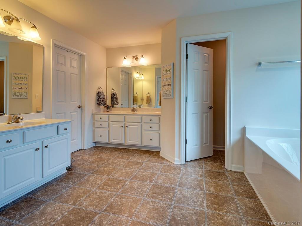 Woodbriar - Residential