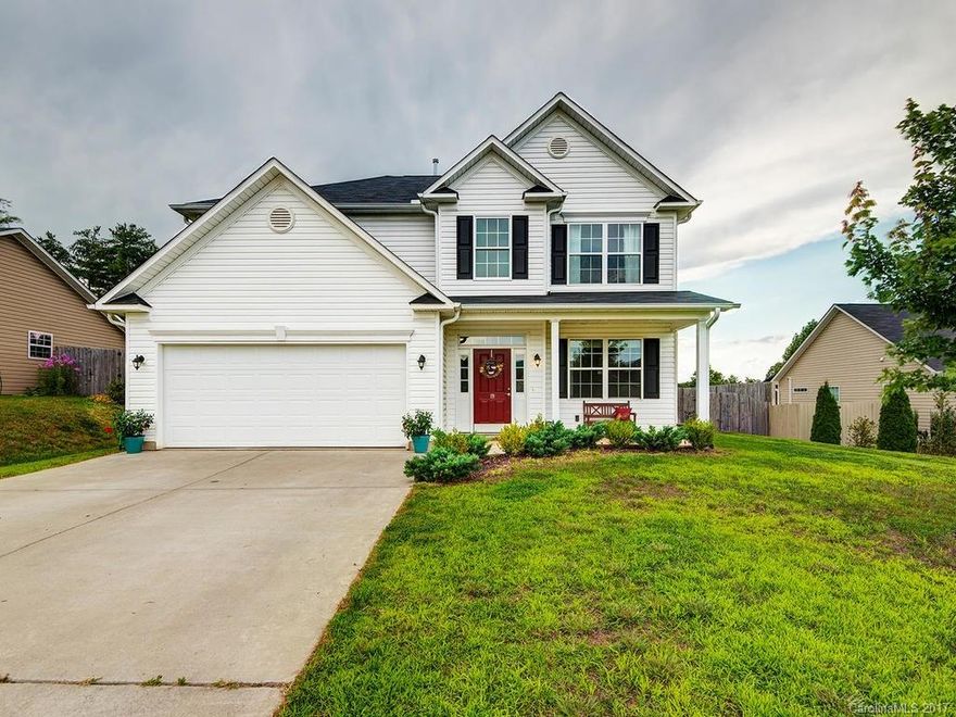 Charming 3 BD/3 BA home in great location-less than 5 mi to Dwntwn Weaverville & Blue Ridge Parkway! Updated kitchen w concrete counters, nat. gas cooking, & SS appliances. Stunning master suite (12'10"x20') w tray ceilings & large bath. Other features inc: bonus rm/office on main, spacious loft area on 2nd level, gas on-demand H2O, mtn views from 2nd level & 2 car garage. French doors in living lead to fenced backyard w stunning pastoral views. *5k credit for upst. flooring w acceptable offer*