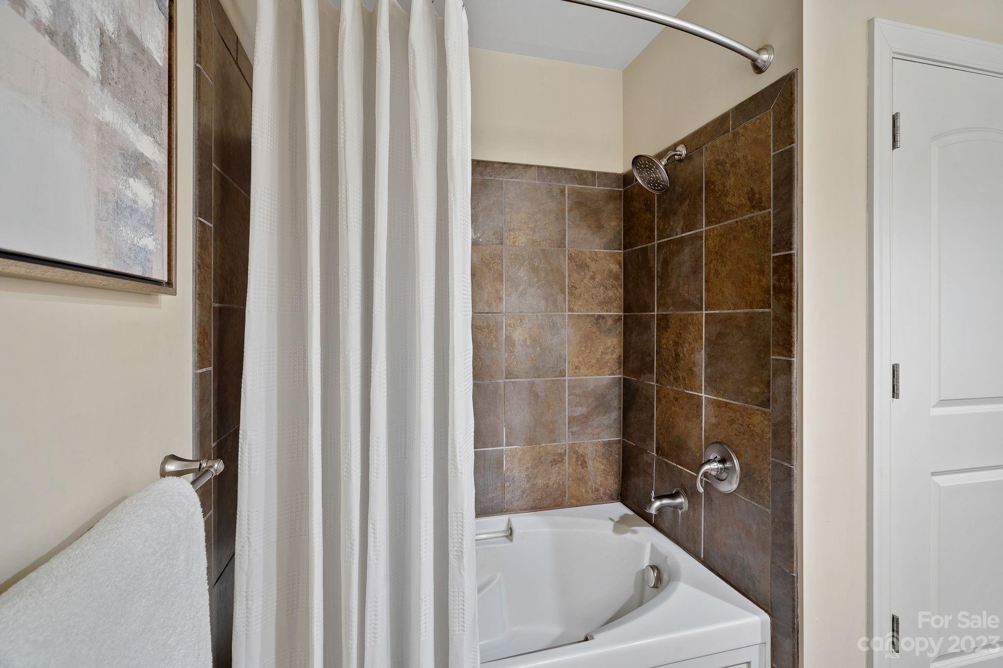 Royal Court - Residential