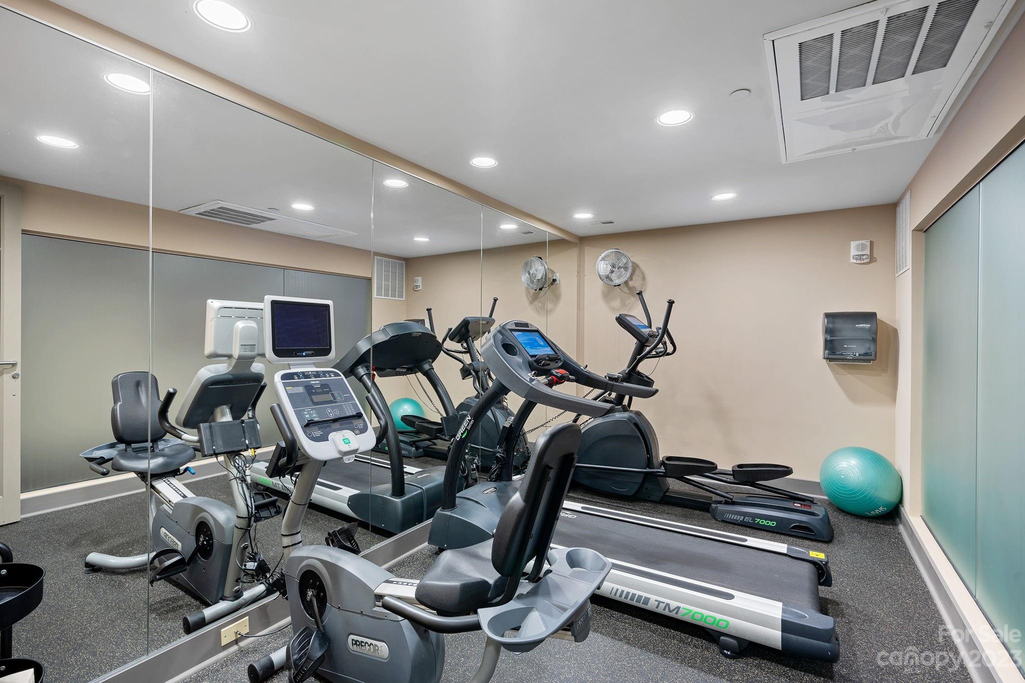 Royal Court - Residential