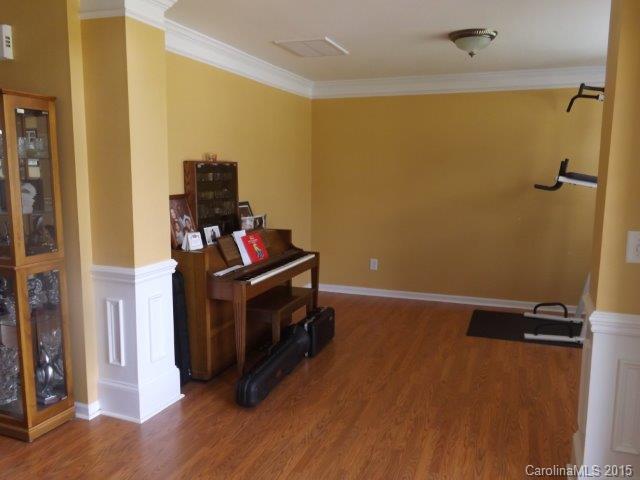 Curtis Pond - Residential Lease