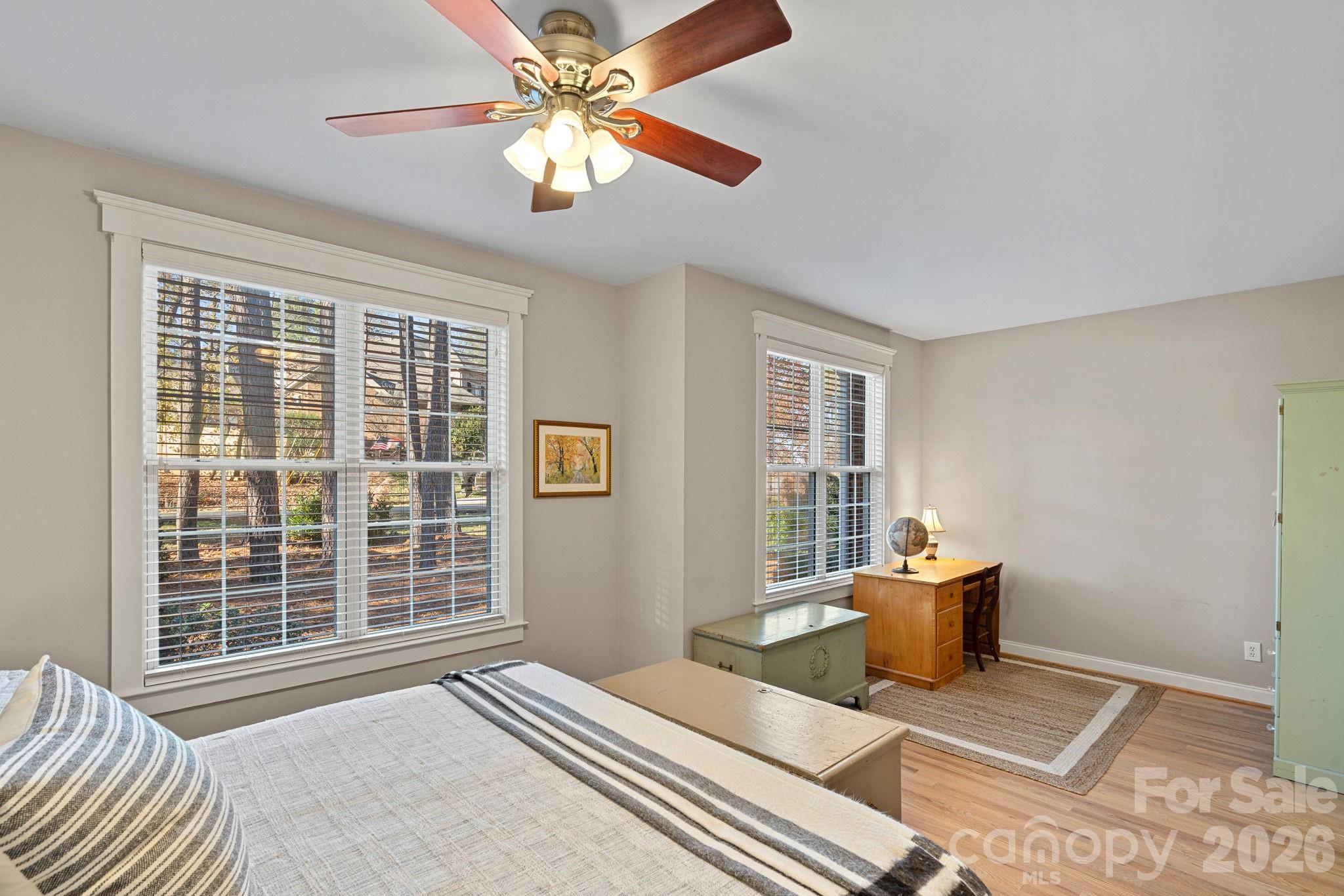 Island Forest - Residential