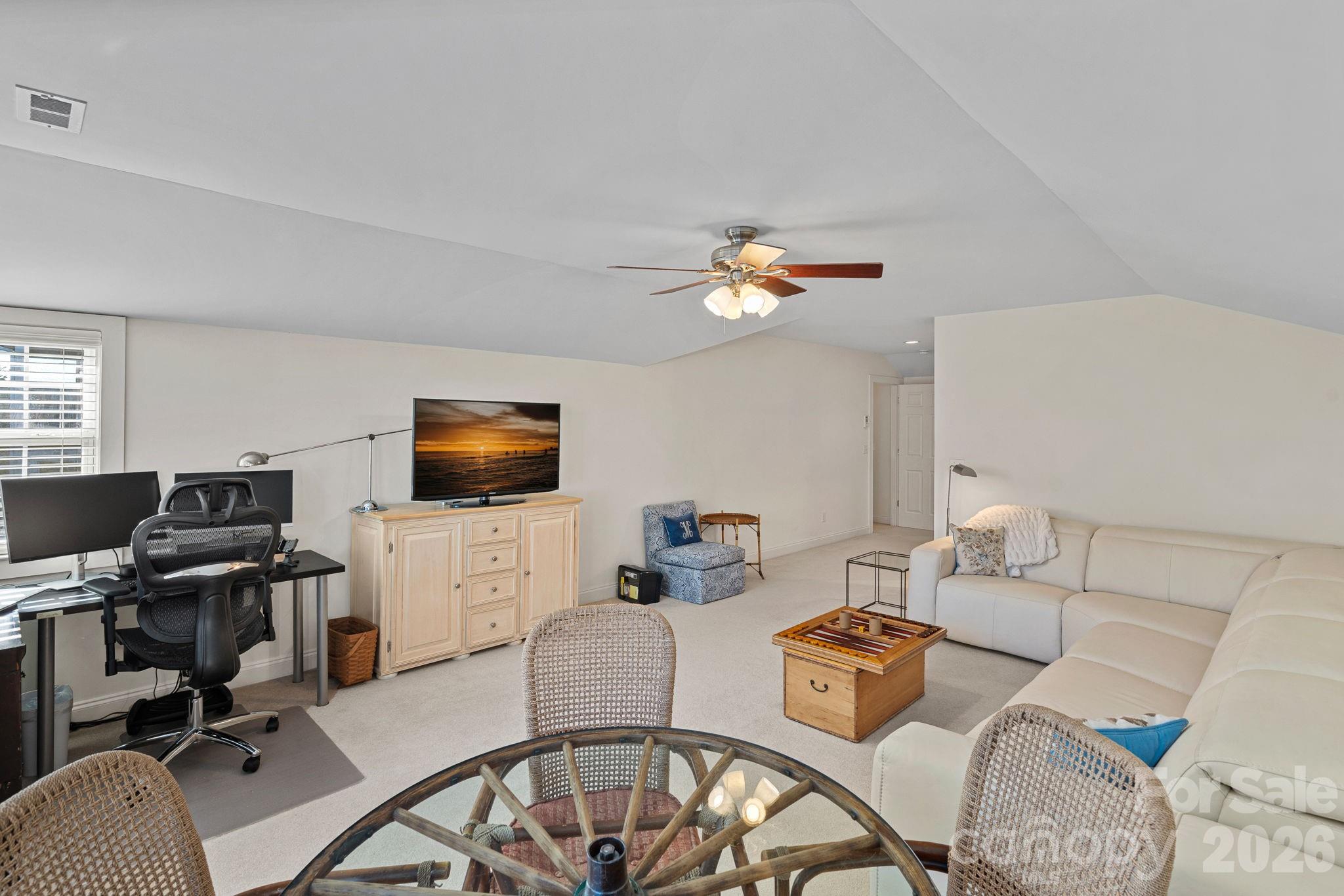 Island Forest - Residential