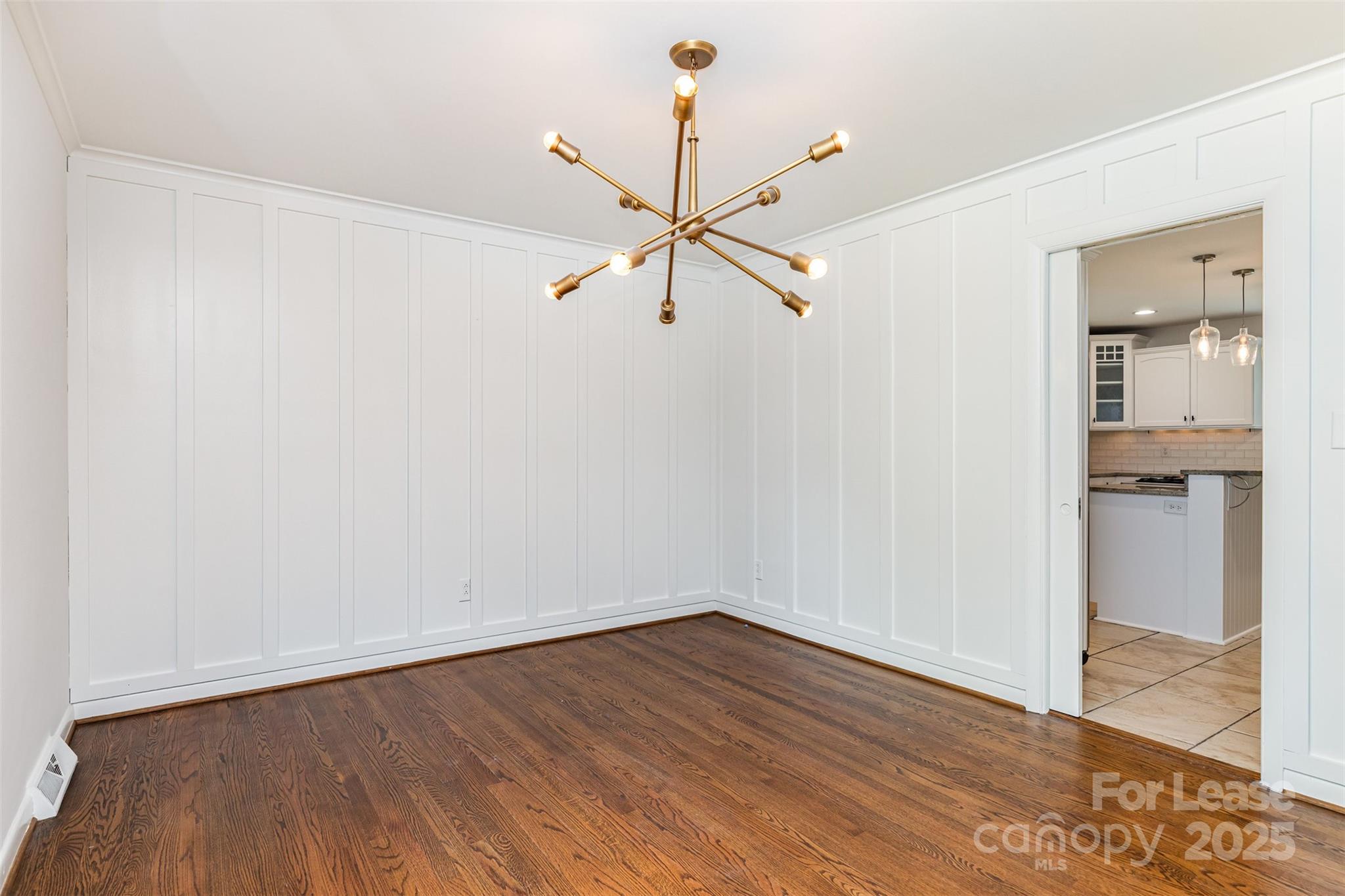 Charlotte, North Carolina 28226, United States, 4 Bedrooms Bedrooms, ,2 BathroomsBathrooms,Residential,Active,220008