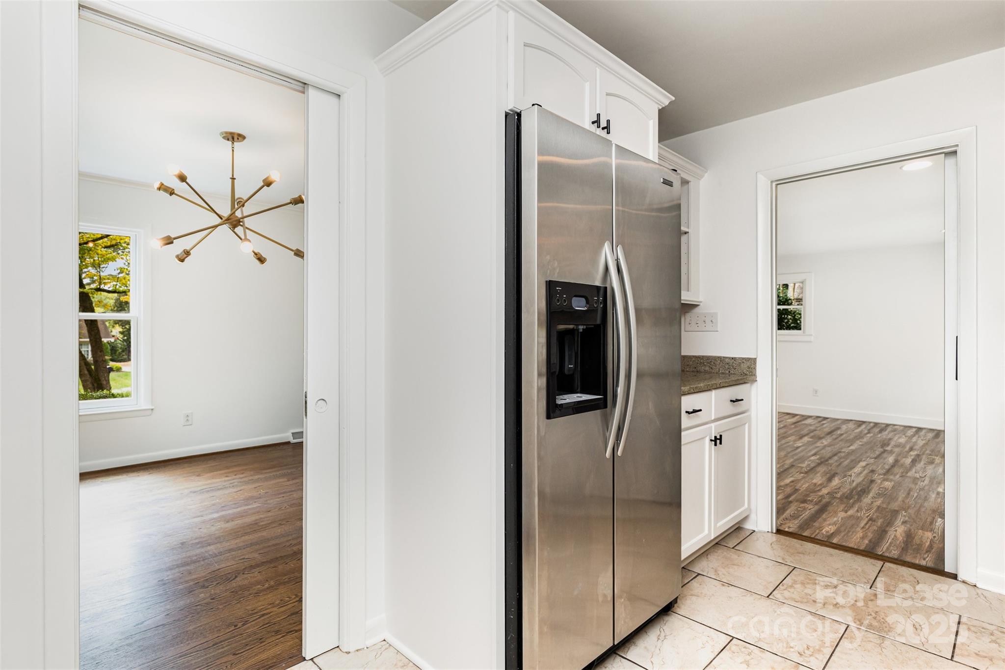 Charlotte, North Carolina 28226, United States, 4 Bedrooms Bedrooms, ,2 BathroomsBathrooms,Residential,Active,220008