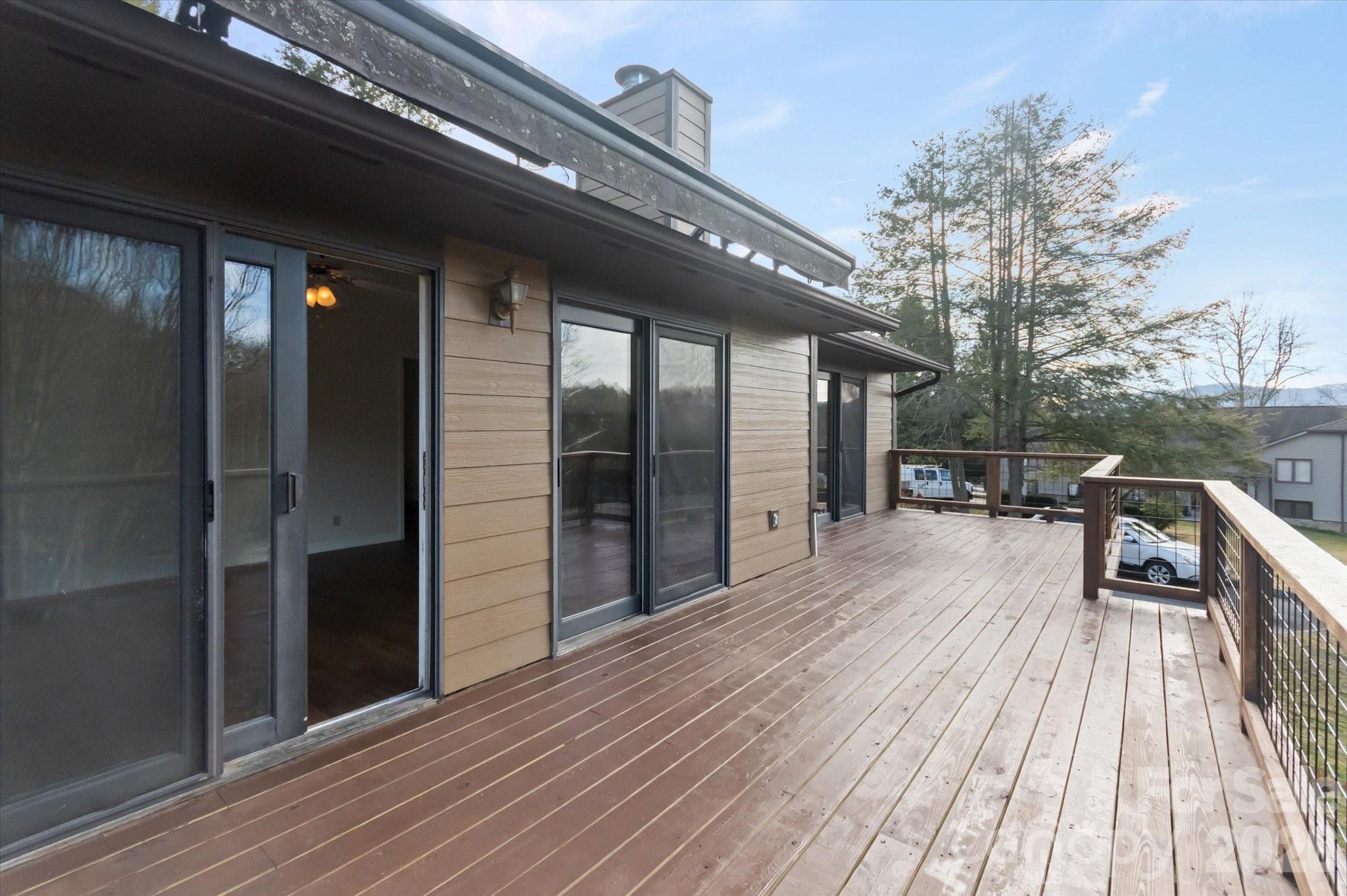 Deerlake Village - Residential