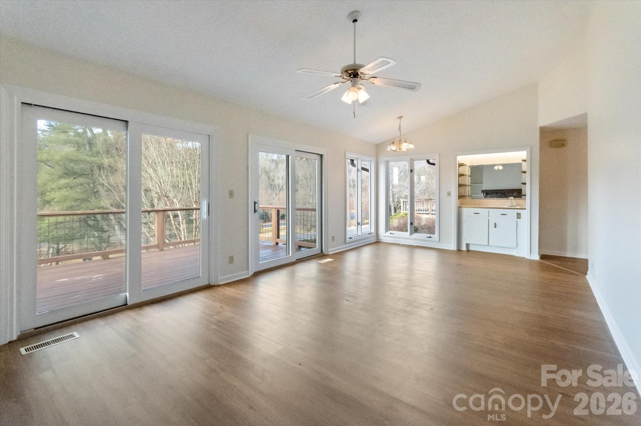 Deerlake Village - Residential