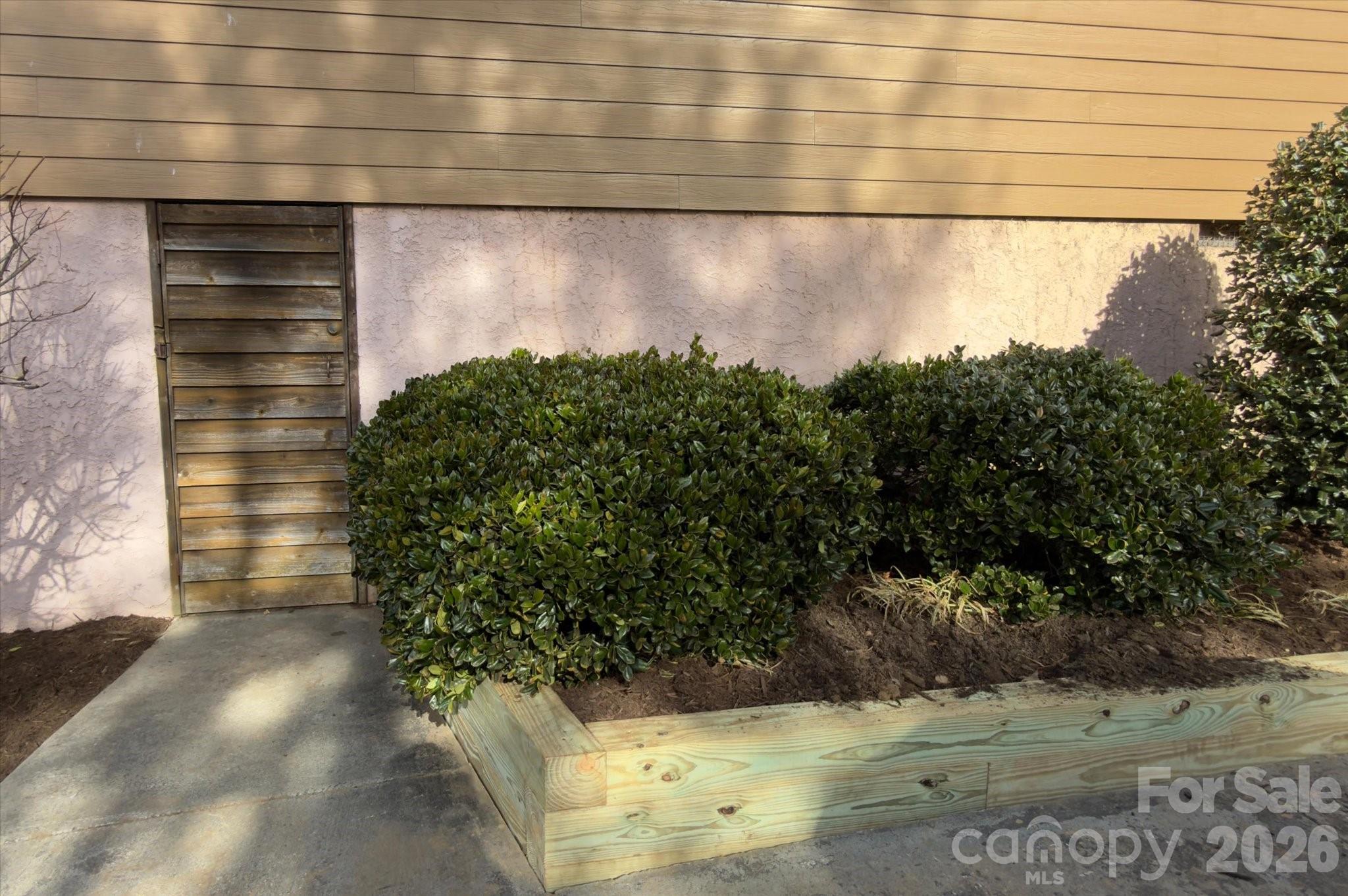 Deerlake Village - Residential