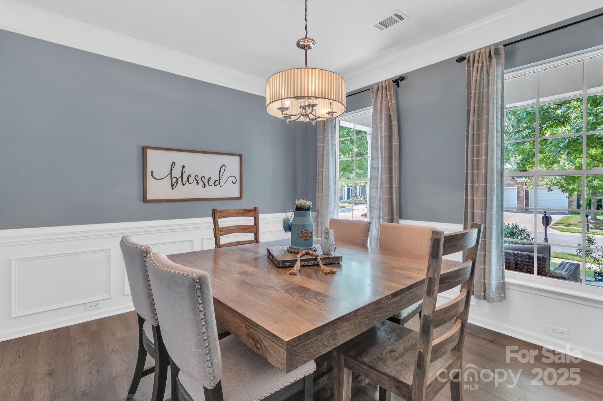 10121 Halkirk Manor Lane
