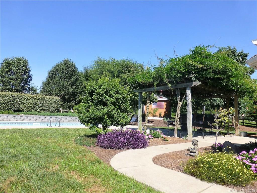 Stallings Glen - Residential