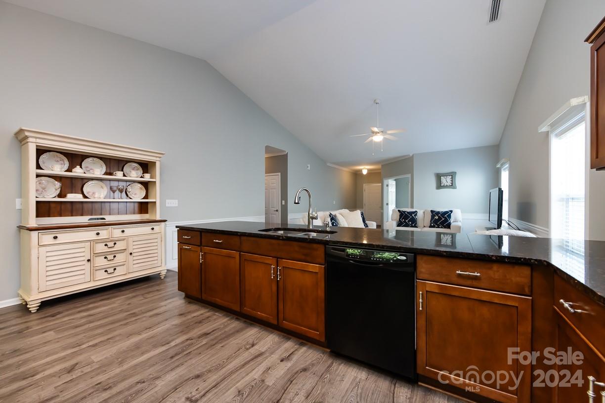 Lake Ridge - Residential