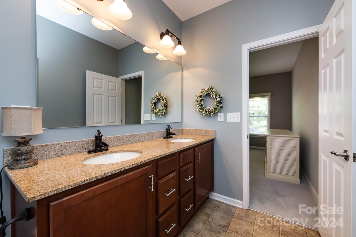 Lake Ridge - Residential