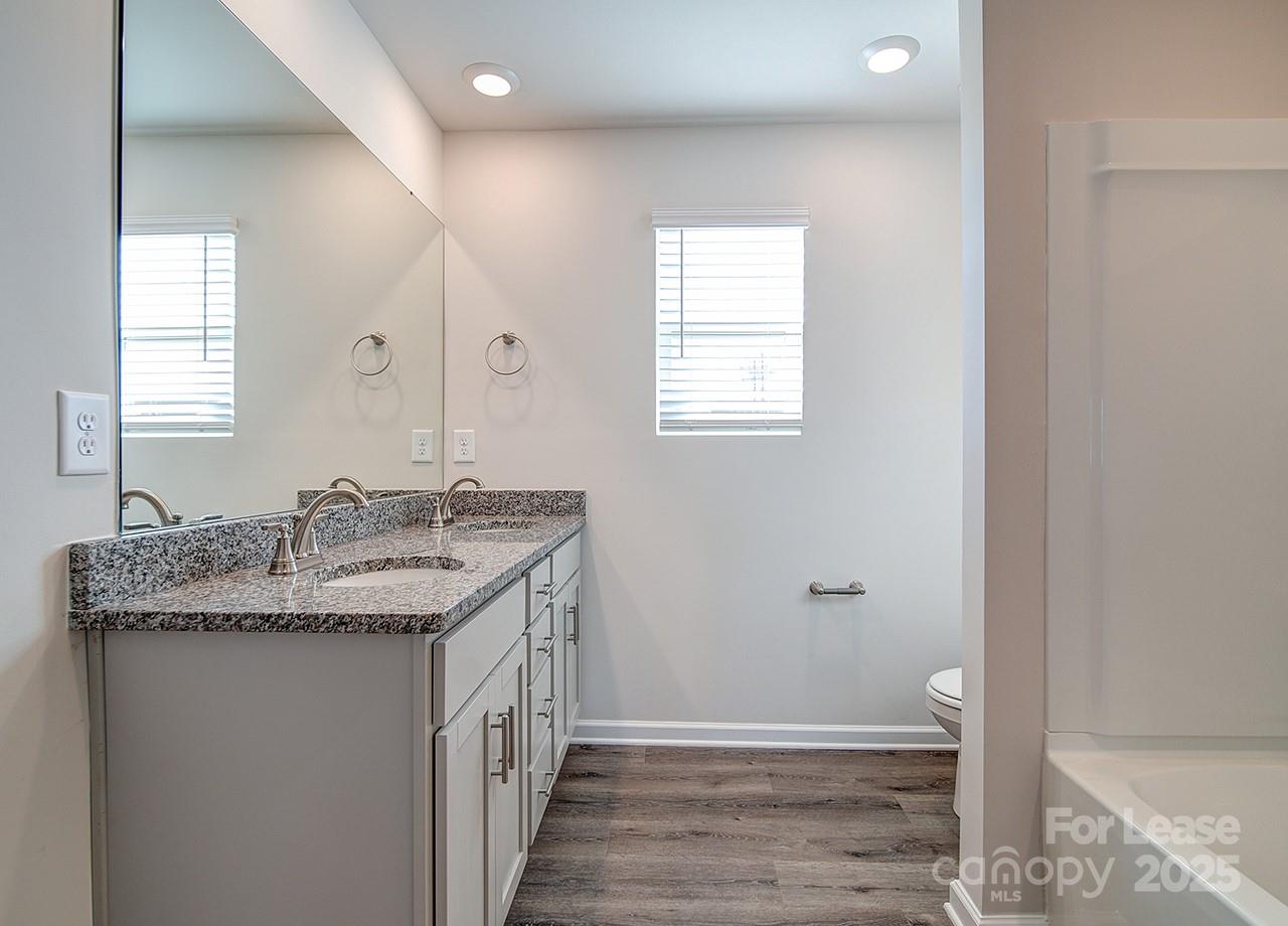 Troutman, North Carolina 28166, United States, 4 Bedrooms Bedrooms, ,3 BathroomsBathrooms,Residential,Active,18877