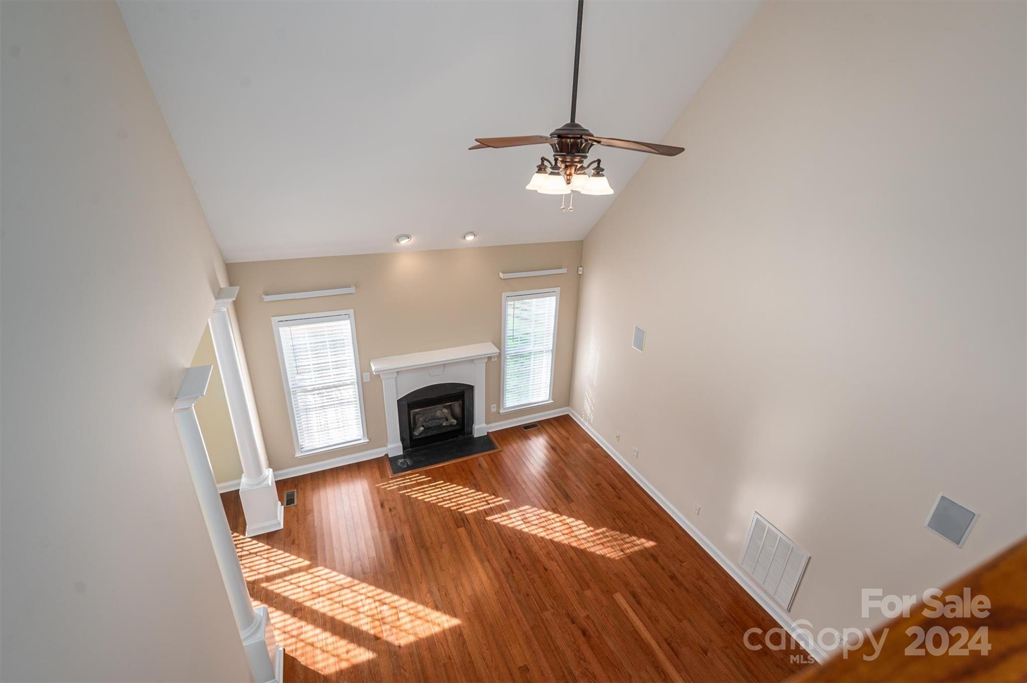 Lauren Woods - Residential