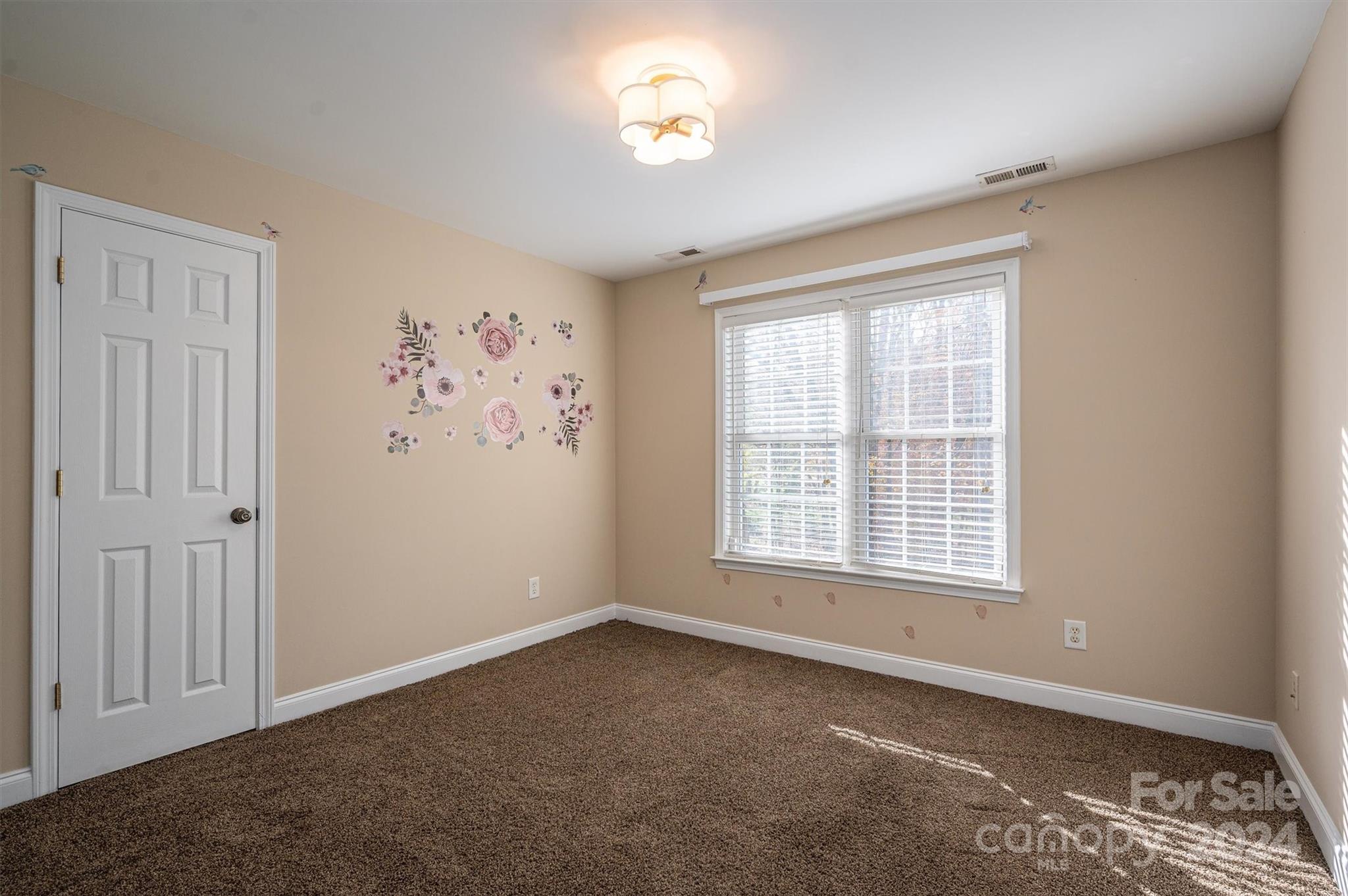 Lauren Woods - Residential