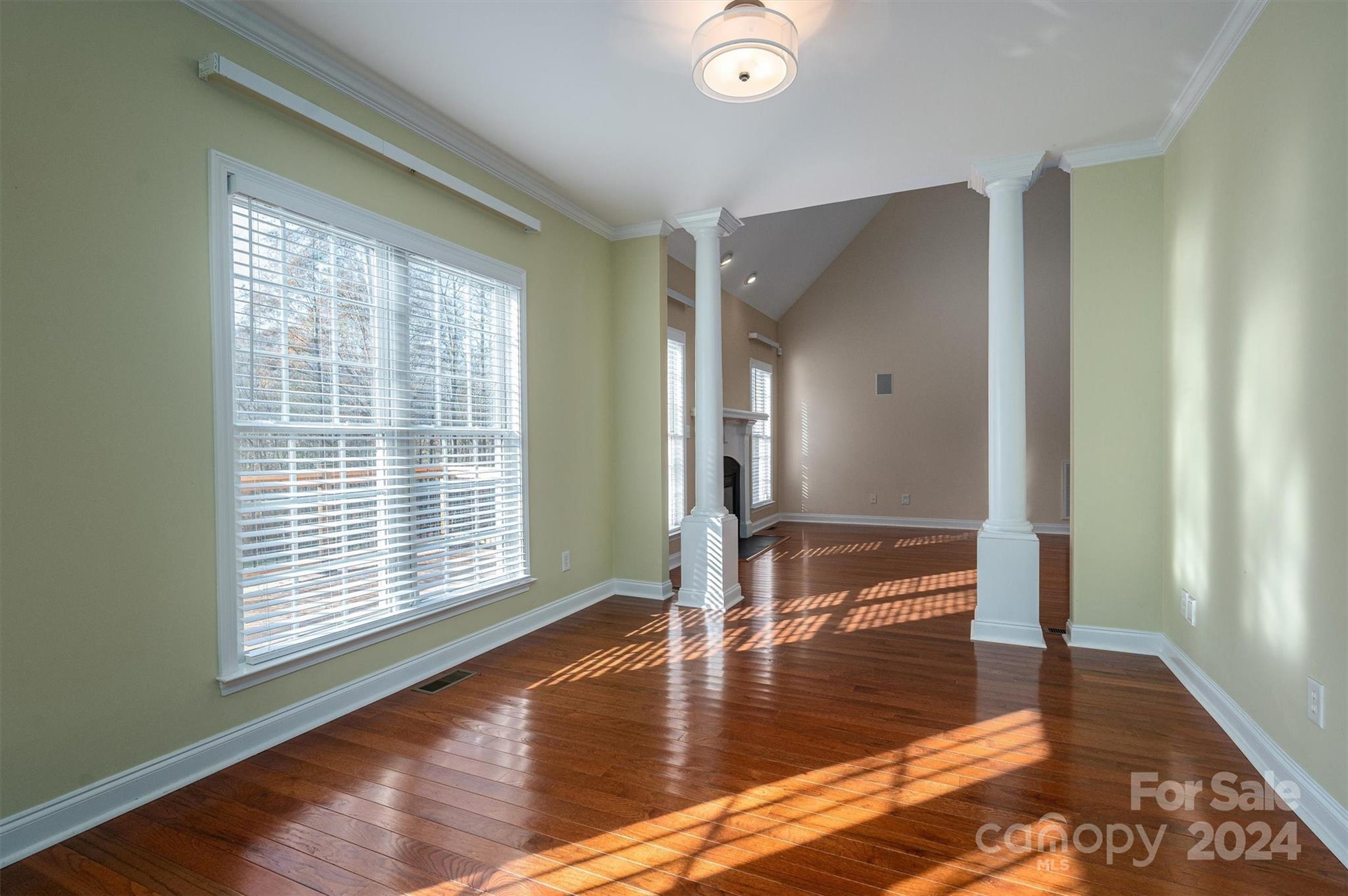 Lauren Woods - Residential