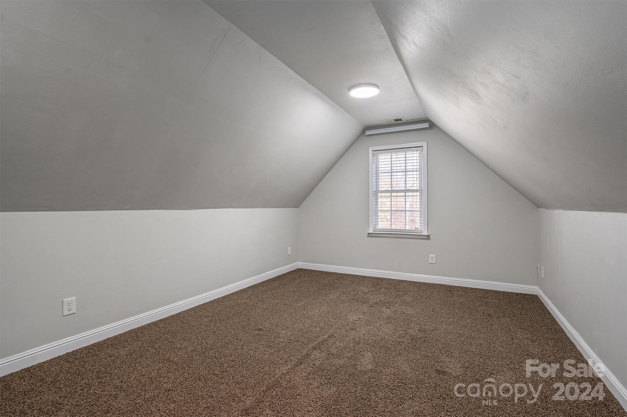 Lauren Woods - Residential