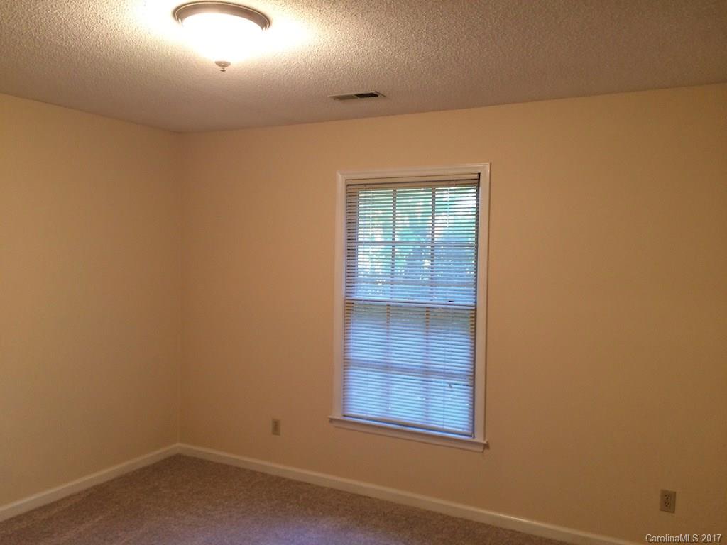 Olde Point - Residential