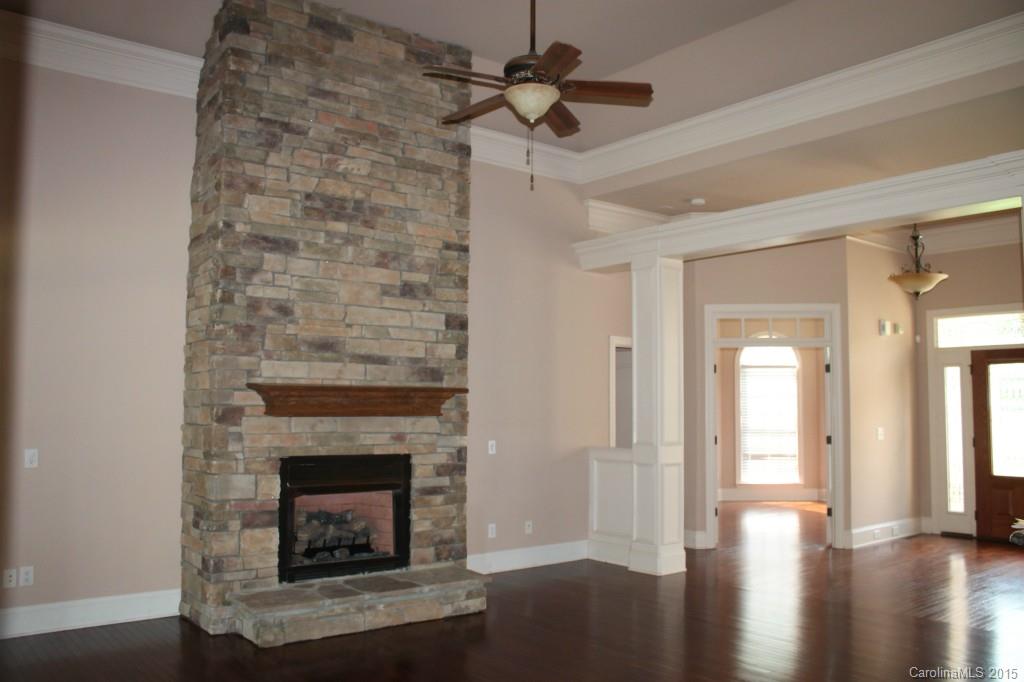 Holland Springs - Residential