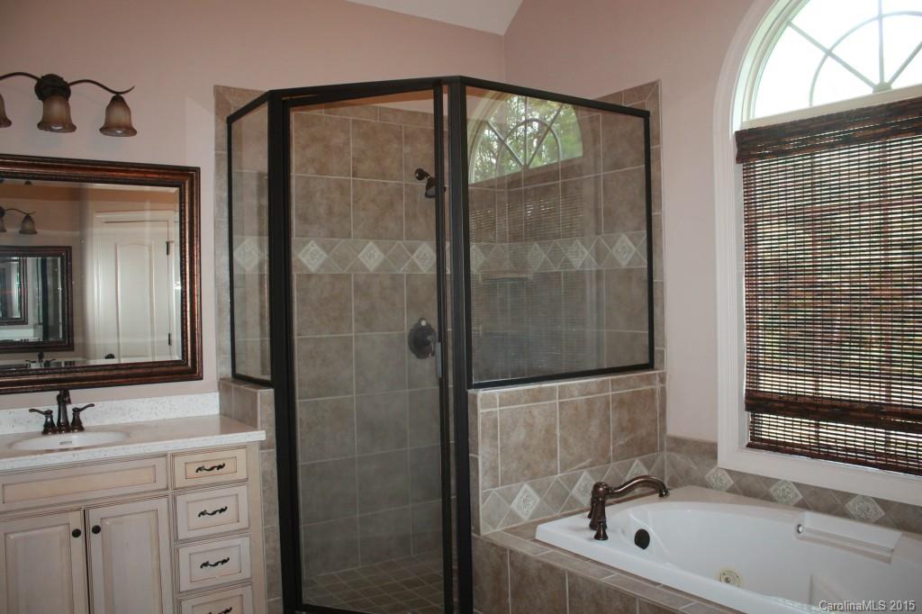 Holland Springs - Residential