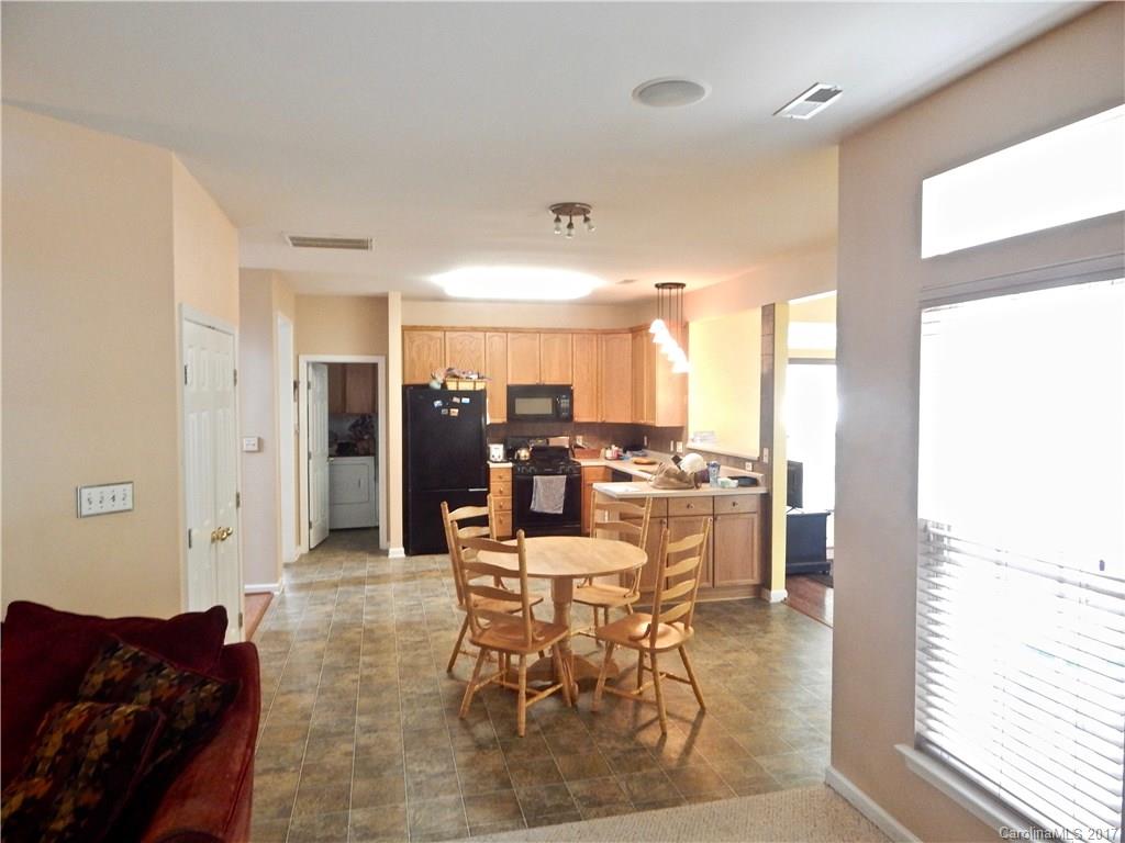 Alexander Ridge - Residential Lease