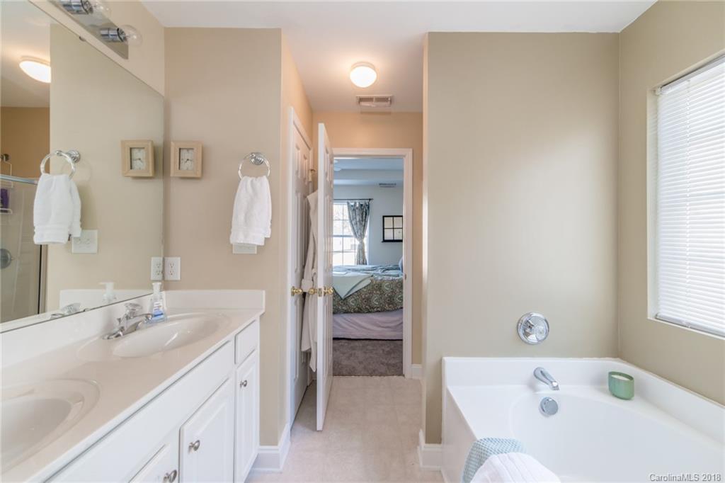 Hollythorn - Residential