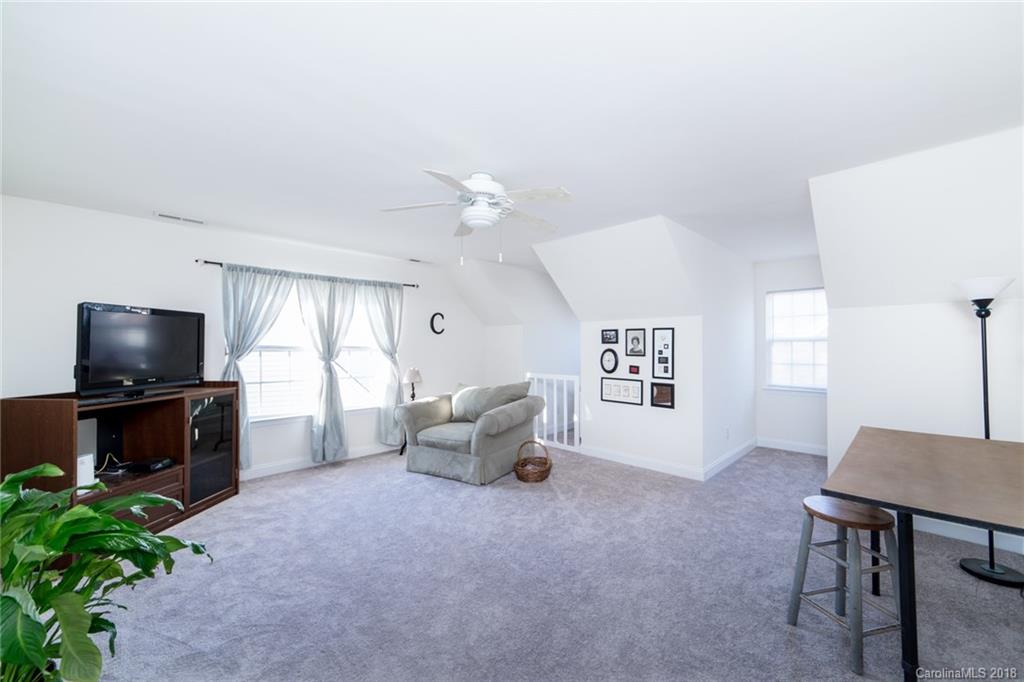 Hollythorn - Residential