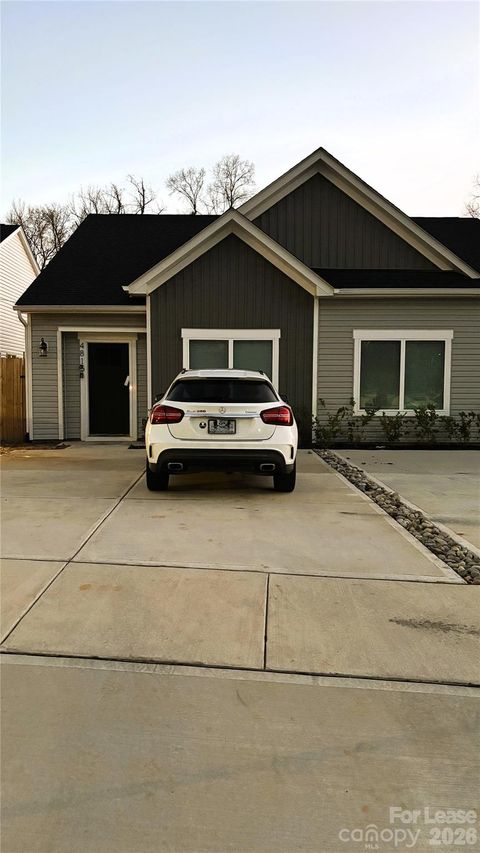 Photo of 4815 Victoria Avenue, Charlotte, NC 28269 (MLS # 4341067)